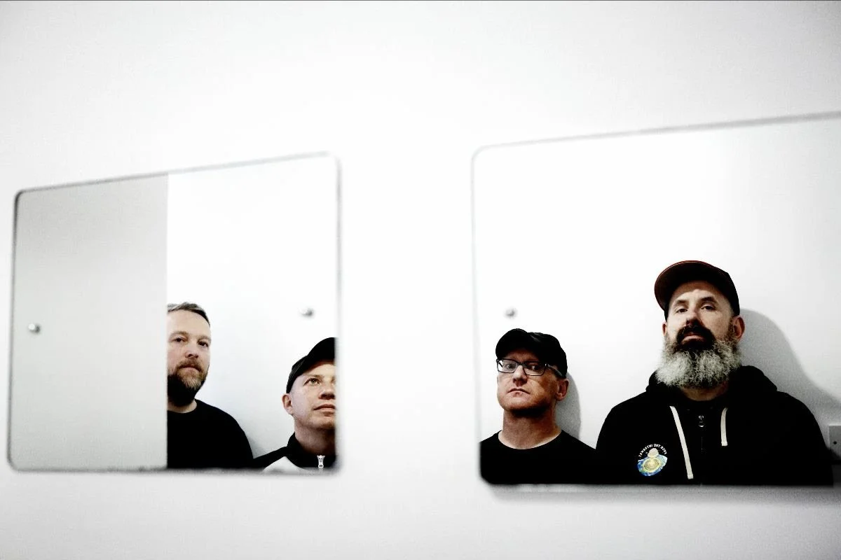 Mogwai - 'Fanzine Made of Flesh' — When The Horn Blows